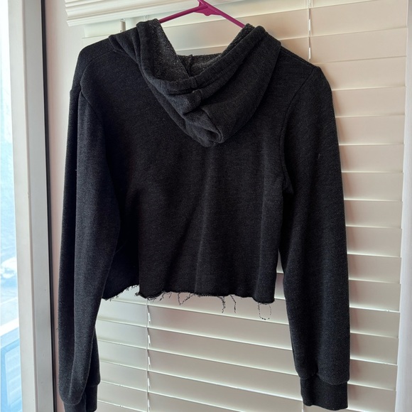 Brandy Melville Cropped Hoodie - Picture 2 of 3